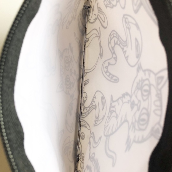 𝅺Zippered Pencil Case or Storage Pouch in Animal Cartoon Print - Picture 6 of 6